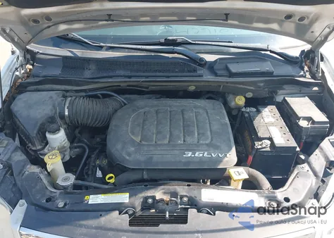 2012 Chrysler Town & Country Touring from USA, damaged, VIN 2C4RC1BG7CR386571